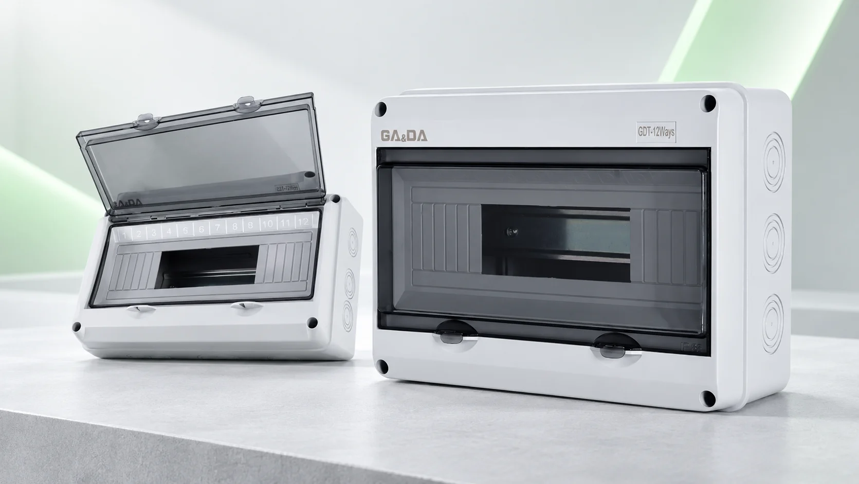 GA&DA plastic distribution box with smoked transparent cover